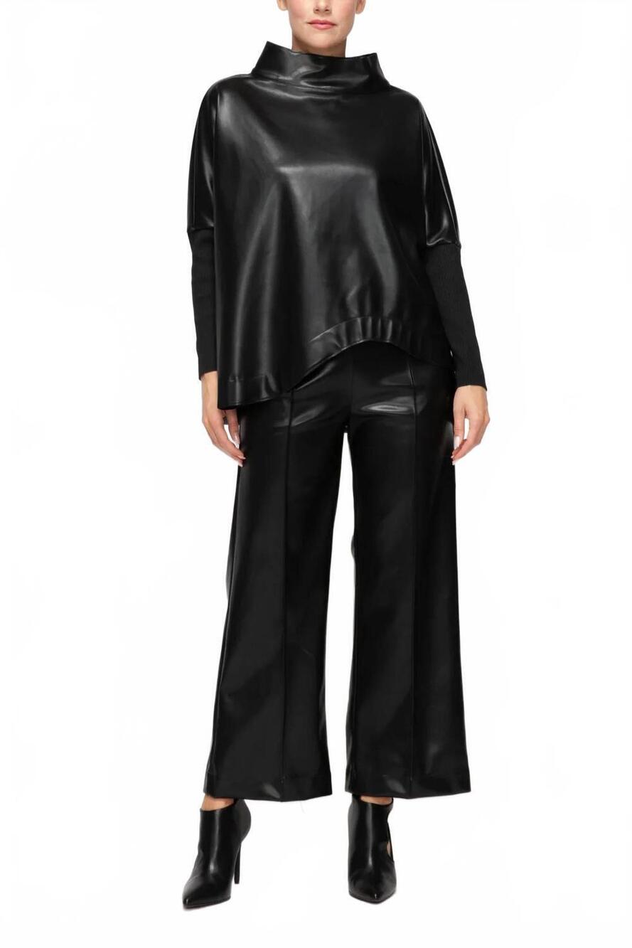 NEW IC COLLECTION wave edge sleeve top in black
